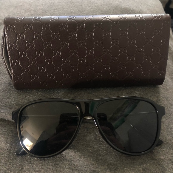 Gucci sunglasses - Picture 2 of 3